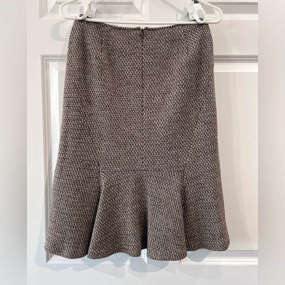 Lafayette 148 100% Wool Tulip Pleat Pencil Skirt Size 4 Old Money Career Preppy - Picture 2 of 9